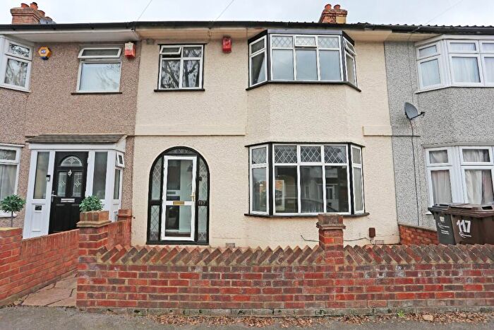 3 Bedroom Terraced House To Rent In Kenneth Road, Romford, London, RM6