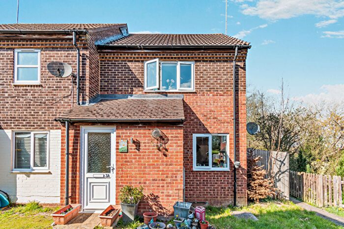 2 Bedroom Terraced House For Sale In Japonica Walk, Banbury, OX16