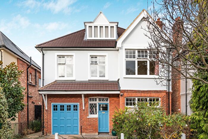 5 Bedroom Detached House For Sale In Heathcote Road, Twickenham, TW1