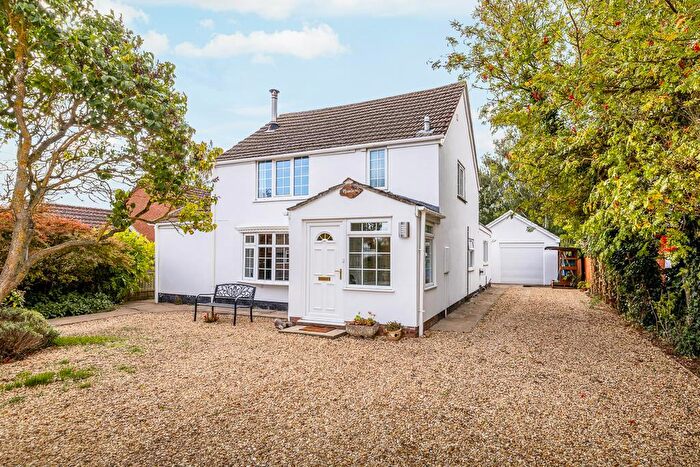 3 Bedroom Detached House For Sale In Holbeach Drove Gate, Holbeach Drove, PE12