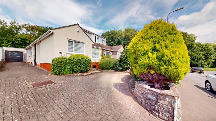 3 Bedroom Semi-Detached Bungalow For Sale In Gron Ffordd, Rhiwbina, Cardiff, CF14