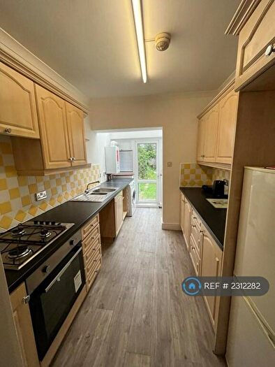 3 Bedroom Terraced House To Rent In Bishop Road, Chelmsford, CM1