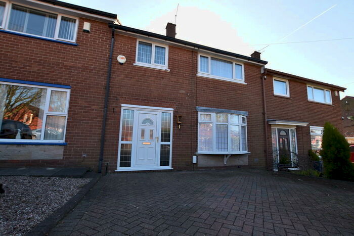 4 Bedroom Mews To Rent In Booth Road, Little Lever, Bolton, BL3