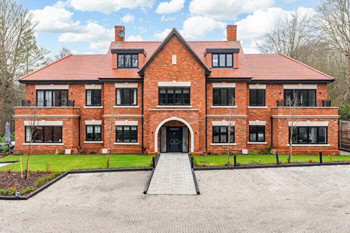 2 Bedroom Flat For Sale In Plot Caddington House, Welwyn, AL6