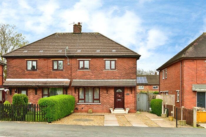 3 Bedroom Semi-Detached House For Sale In Beaconsfield Drive, Stoke-On-Trent, Staffordshire, ST3