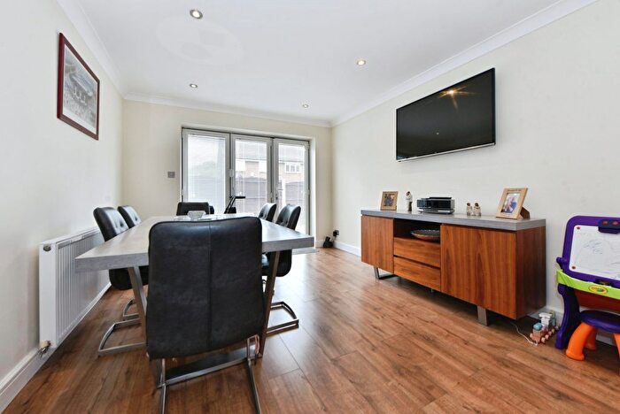 3 Bedroom Detached House For Sale In Dovecote, Manchester, M43