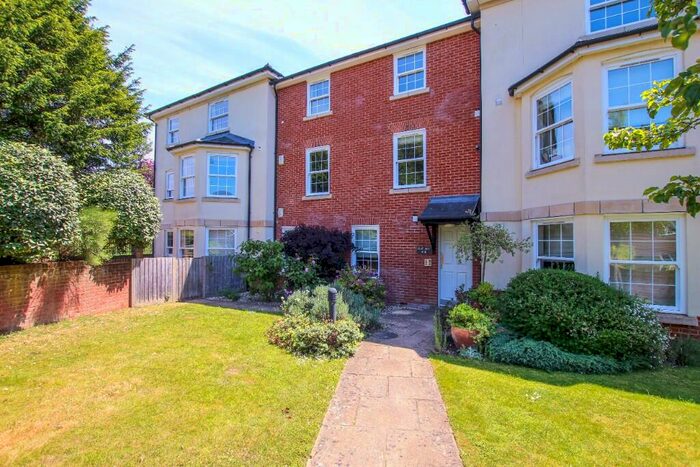 2 Bedroom Apartment To Rent In Donnington Elms, Oxford Road, Newbury, Berkshire, RG14