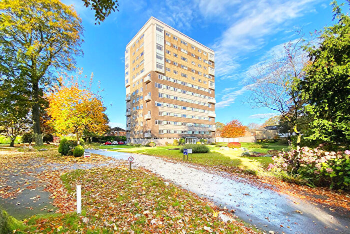 3 Bedroom Apartment For Sale In Park Place, Park Parade, Harrogate, HG1