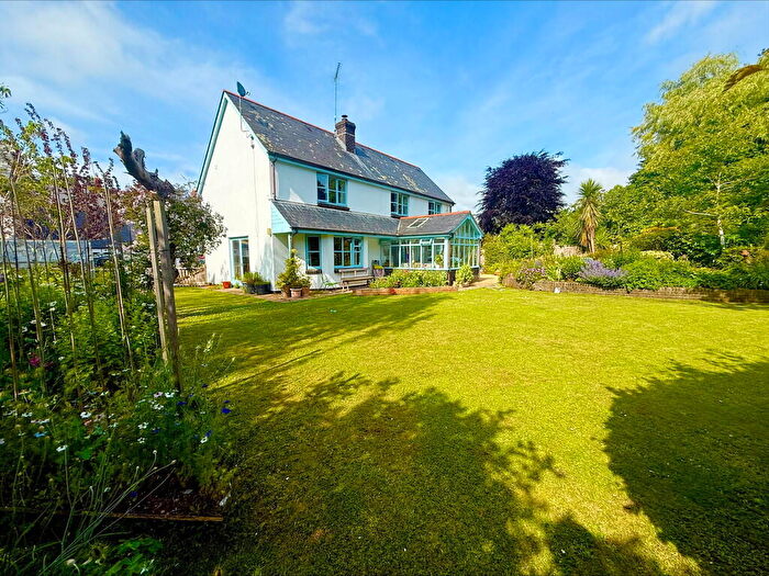 7 Bedroom Detached House For Sale In Lympstone, EX8