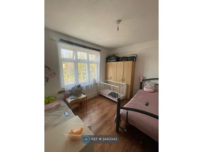 1 Bedroom Flat To Rent In Green Lanes, London, N13