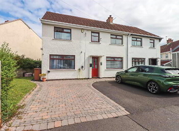 4 Bedroom Semi-Detached House For Sale In Cherryhill Crescent, Dundonald, BT16