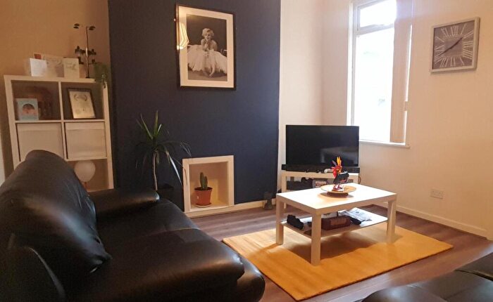 4 Bedroom House To Rent In Cotswold Street*, Liverpool, L7