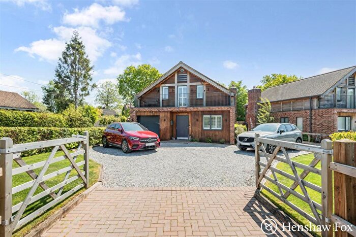 3 Bedroom Detached House For Sale In Maurys Lane, West Wellow, Hampshire, SO51