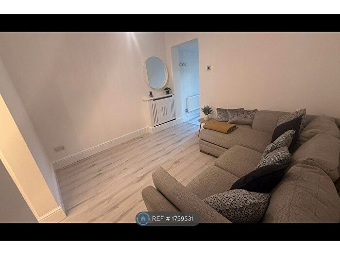 1 Bedroom Flat To Rent In Elm Road, London, E11