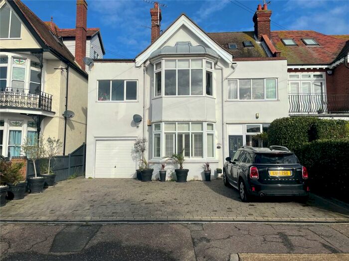 4 Bedroom Maisonette To Rent In Gloucester Terrace, Thorpe Bay, Essex, SS1