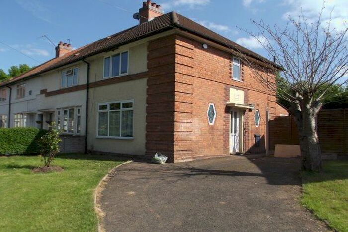 3 Bedroom Semi-Detached House To Rent In Trescott Road, Birmingham, B31