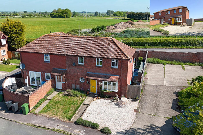 1 Bedroom End Of Terrace House For Sale In Thame, Oxfordshire, OX9