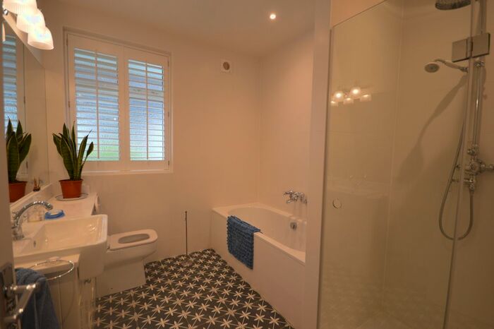 5 Bedroom Detached House To Rent In Mayfield Gardens, Staines-Upon-Thames, TW18