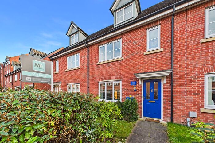 4 Bedroom Terraced House For Sale In Rylands Drive, Warrington, WA2