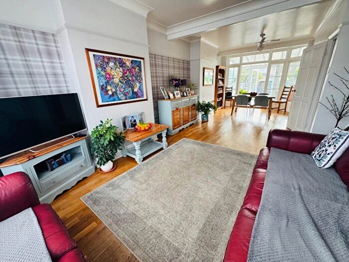 3 Bedroom Terraced House For Sale In Blackbush Avenue, Romford, London, RM6