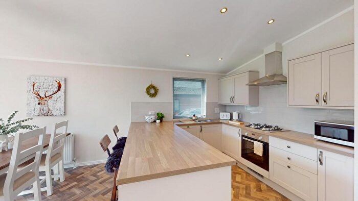 2 Bedroom Chalet For Sale In Willows, Gallaber Park, Nr. Skipton, BD23