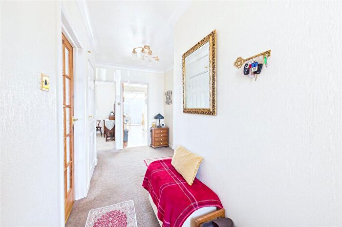 3 Bedroom Bungalow For Sale In Coventry Crescent, Poole, Dorset, BH17 - Photo 9