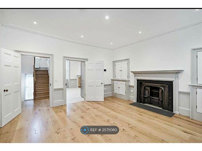 2 Bedroom Terraced House To Rent In Tottenham Street, London, W1T