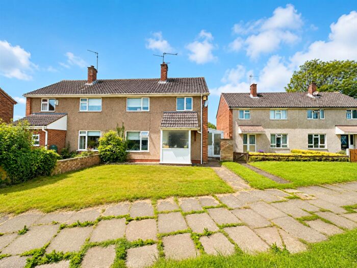 3 Bedroom Semi-Detached House For Sale In Glastonbury Road, Corby, NN18