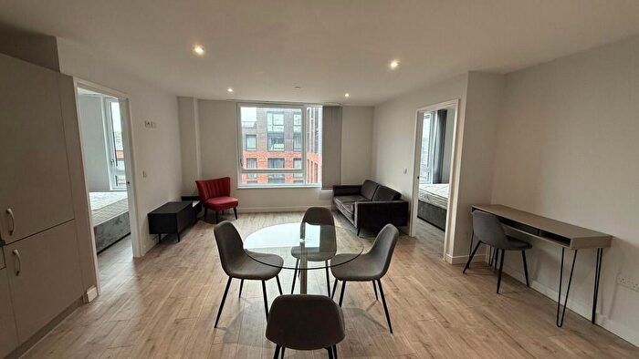 2 Bedroom Apartment To Rent In Crocus Street, Nottingham, Nottinghamshire, NG2