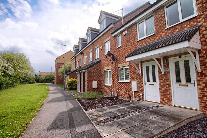 2 Bedroom Terraced House For Sale In Longleat Walk, Ingleby Barwick, TS17