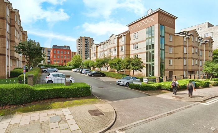 3 Bedroom Flat To Rent In Nightingale Court, Sheepcote Road, Harrow On The Hill, Harrow, HA1