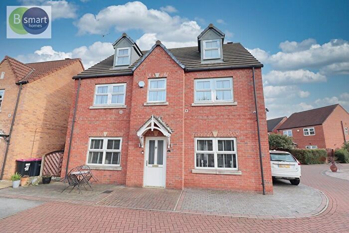 5 Bedroom Detached House For Sale In Waterway Lane, Kilnhurst, S64