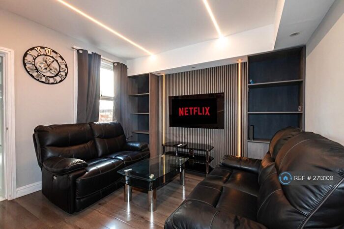 4 Bedroom Terraced House To Rent In Hatherley Road, Reading, RG1