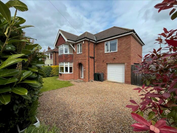4 Bedroom Detached House For Sale In Kenwick Road, Louth, LN11
