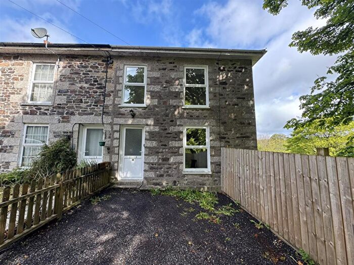 2 Bedroom Semi-Detached House To Rent In Lower Barncoose Terrace, Redruth, TR15