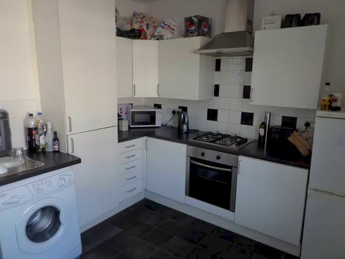 3 Bedroom House To Rent In Alfred Street, Roath, Cardiff, CF24