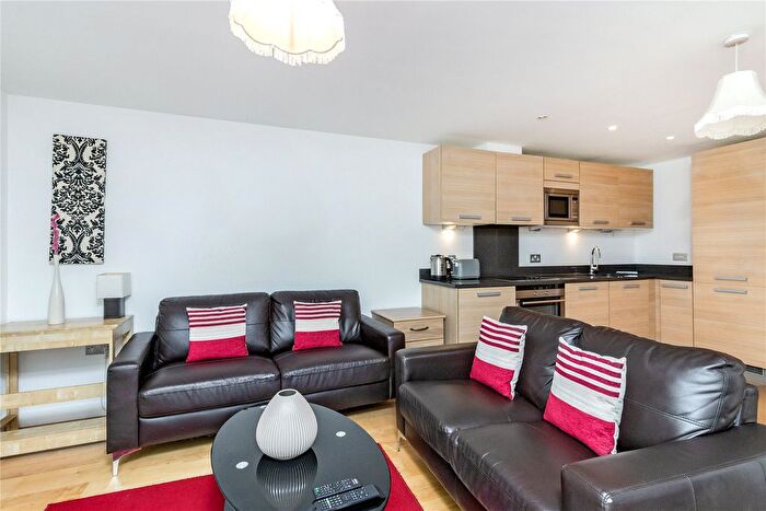 2 Bedroom Flat To Rent In Water Gardens Square, Canada Water, London, SE16