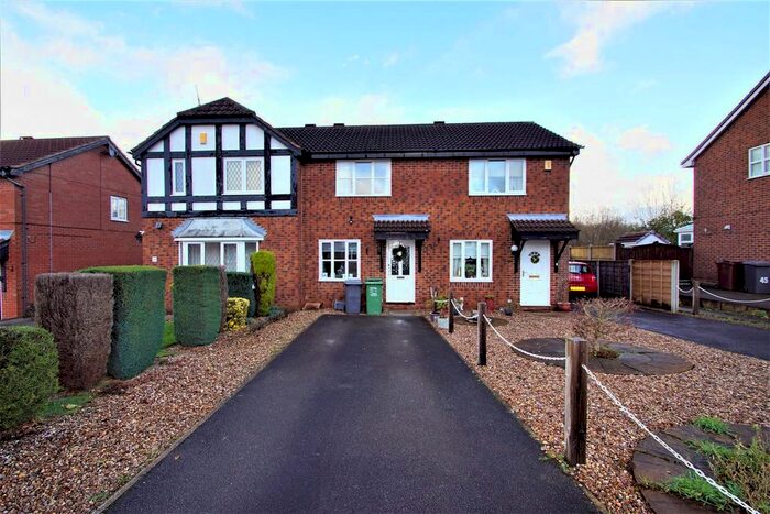 2 Bedroom Semi-Detached House To Rent In Pinders Green Walk, Methley, Leeds LS26