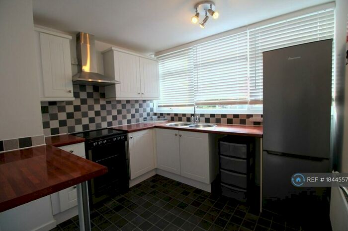 2 Bedroom Maisonette To Rent In Aylsham Road, Norwich, NR3