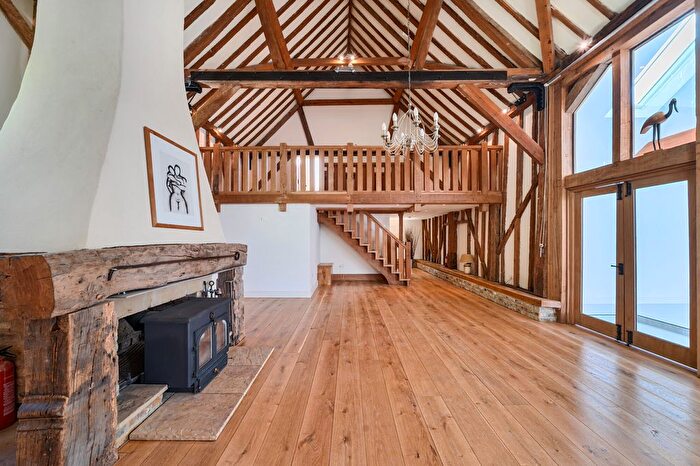 4 Bedroom Barn Conversion For Sale In Springwell Lane, Rickmansworth, WD3