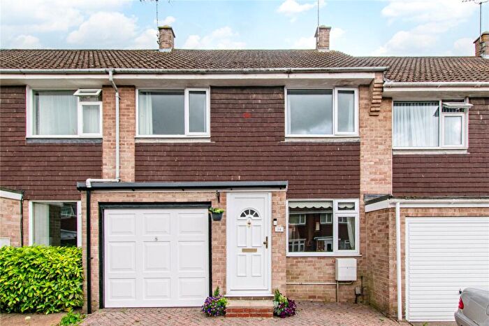 3 Bedroom Terraced House For Sale In Sandown Way, Newbury, Berkshire, RG14