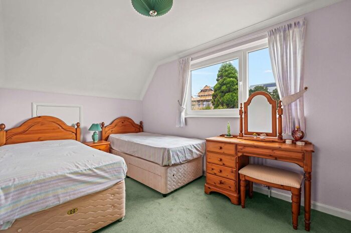 4 Bedroom Detached House For Sale In Green Park Way, Chillington, TQ7