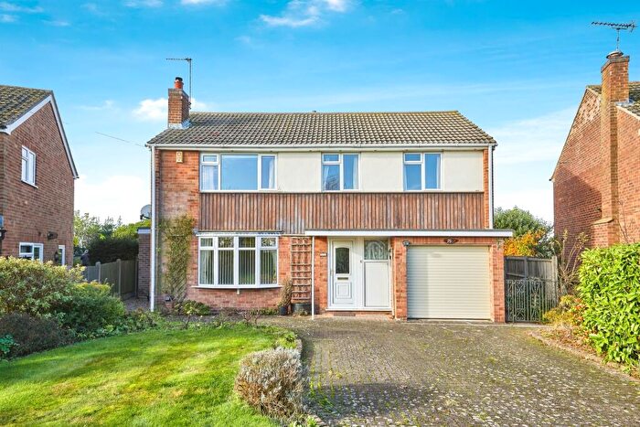4 Bedroom Detached House For Sale In Belfield Road, Etwall, Derby, DE65