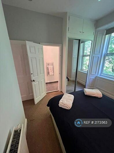 2 Bedroom Flat To Rent In Stewart Terrace, Edinburgh, EH11