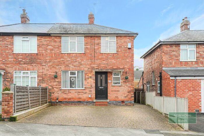 3 Bedroom Semi-Detached House For Sale In Surgeys Lane, Arnold, Nottingham, NG5