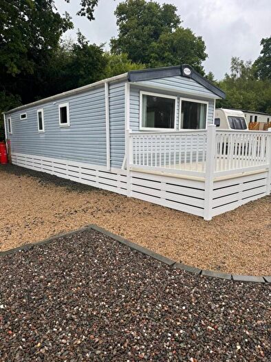 3 Bedroom Caravan For Sale In Shilling Wood, Comrie, PH6