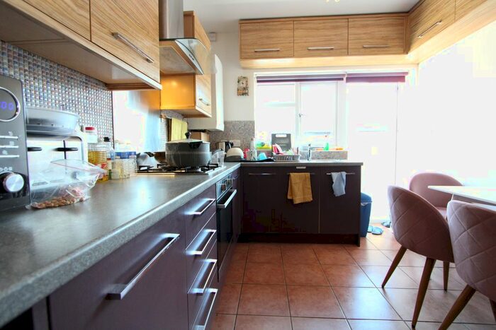 4 Bedroom Terraced House To Rent In Sherwood Avenue, Streatham Vale, SW16