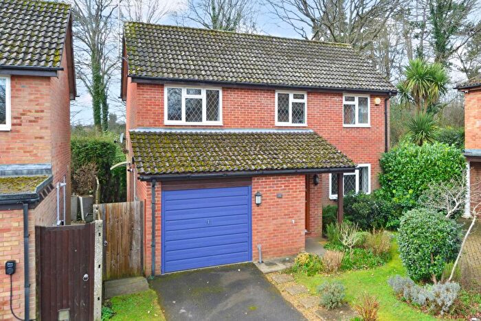 3 Bedroom Detached House For Sale In Fortune Drive, Cranleigh, GU6