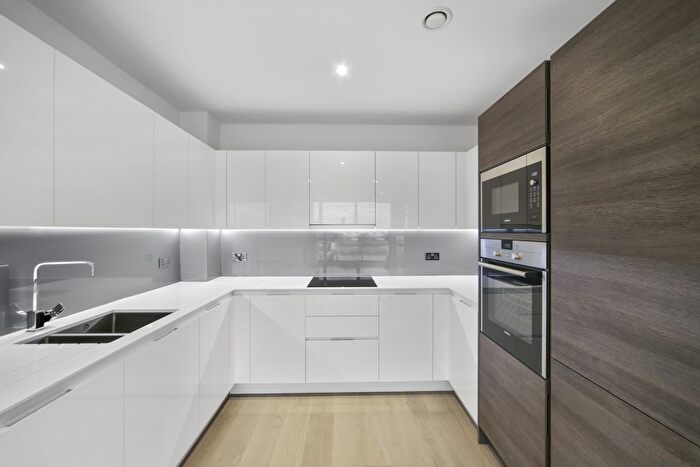 1 Bedroom Flat To Rent In River Gardens Walk, Greenwich, SE10