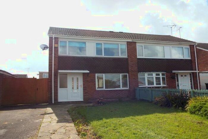 3 Bedroom Property To Rent In Grenville Close, Uttoxeter, ST14